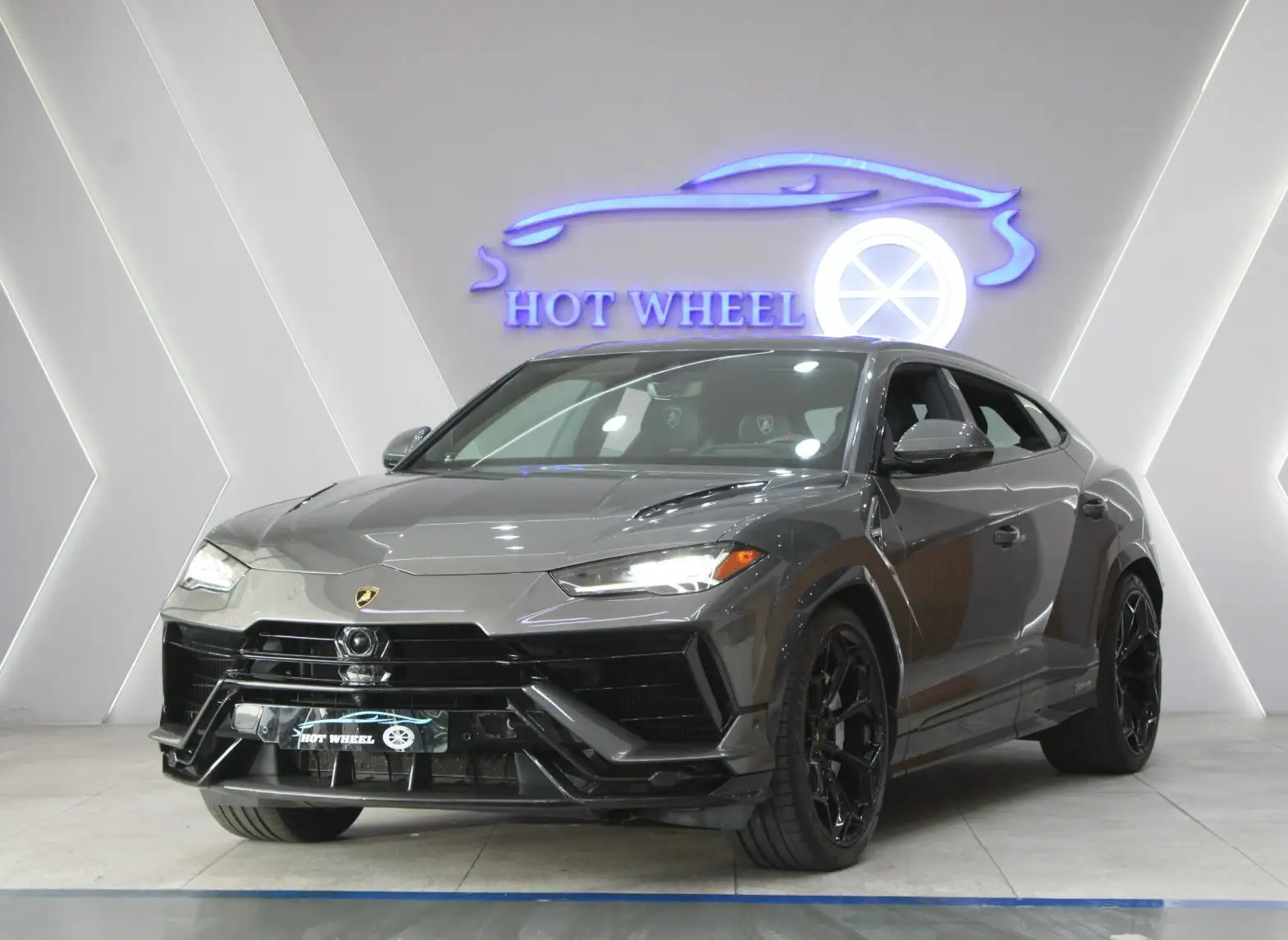 Lamborghini Urus 2024 4L