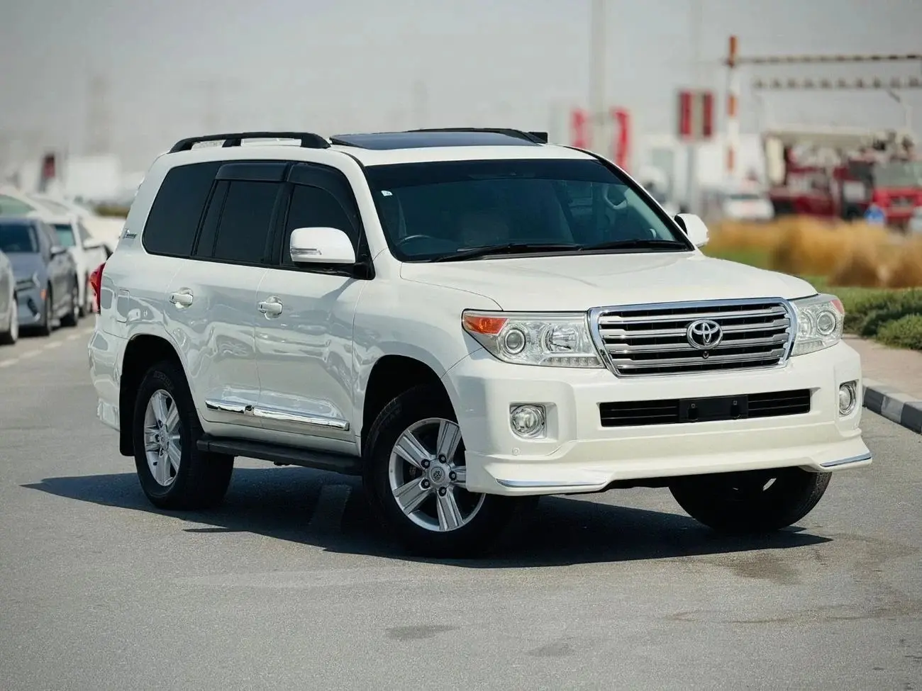 Toyota Land Cruiser 2013 5.7L