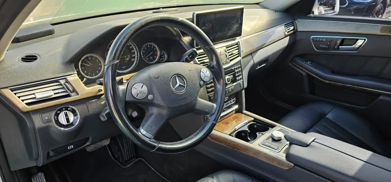 Mercedes Benz E Class 2010 2L