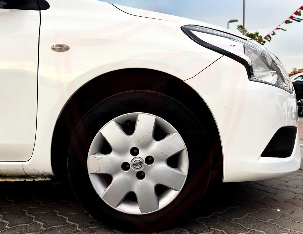Nissan Sunny 2023