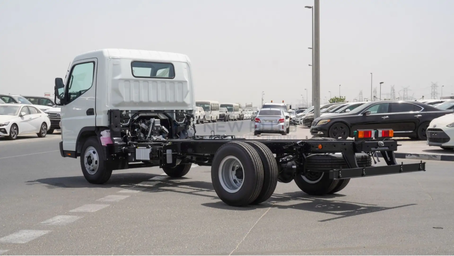 Mitsubishi Canter 2025