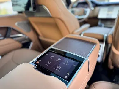 Land Rover Range Rover 2025