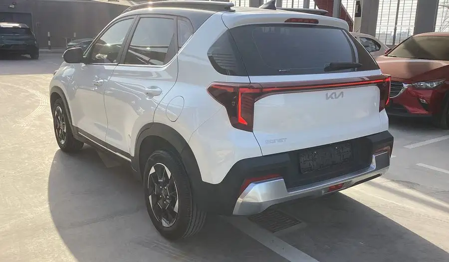 Kia Sonet 2025 1.5L
