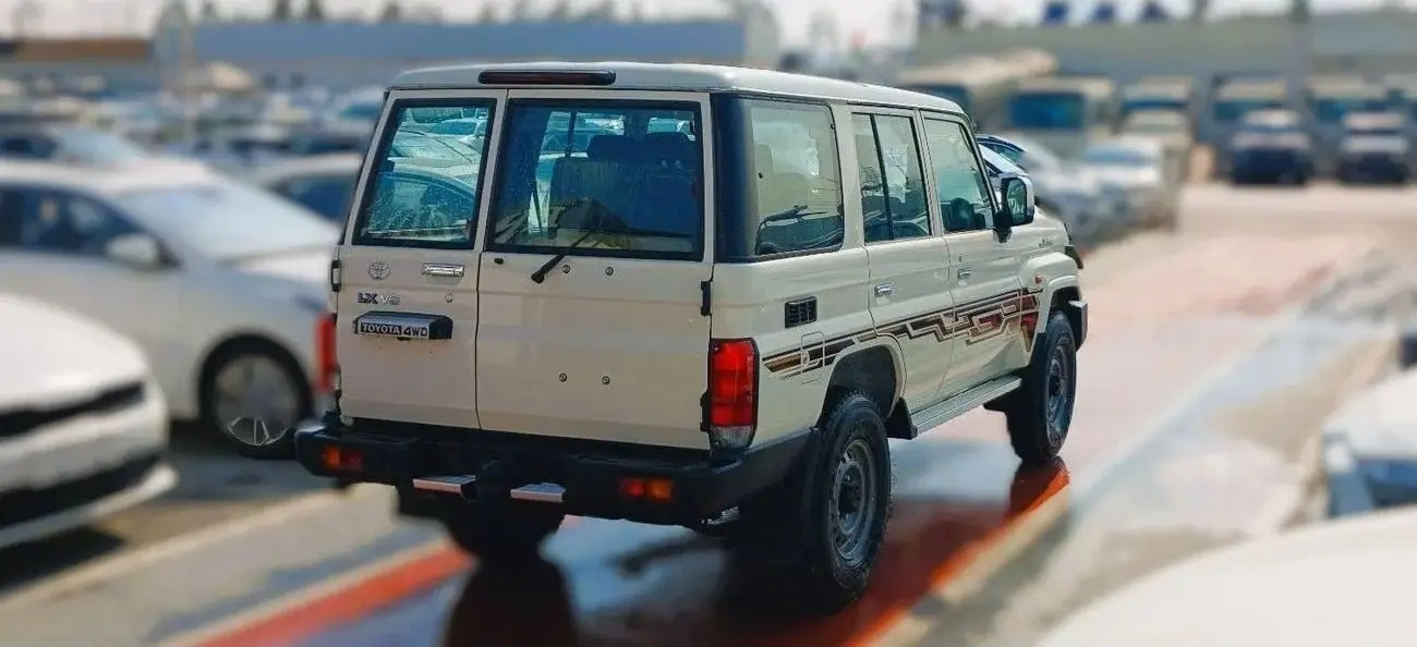 Toyota Land Cruiser 70 2024 4L