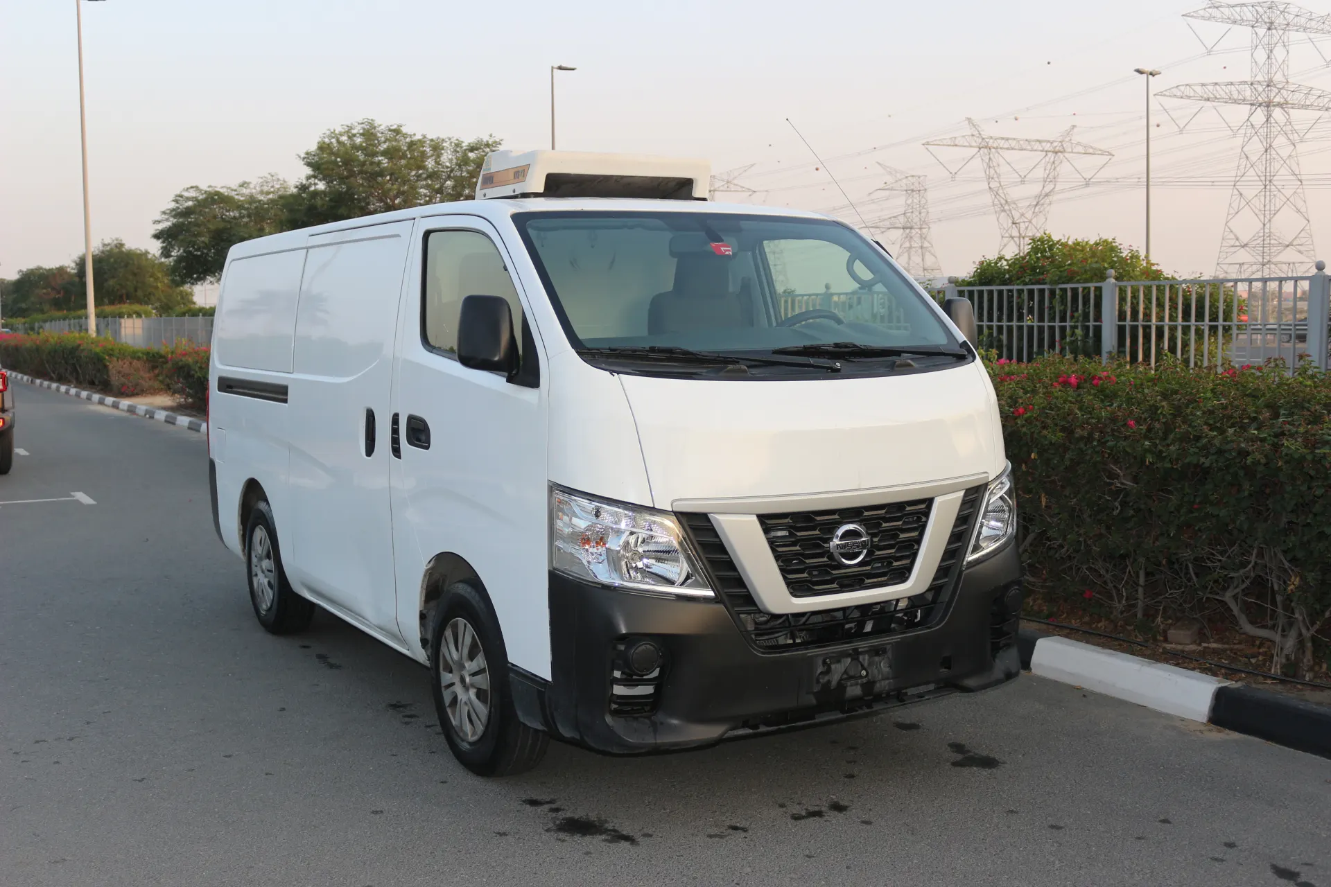Nissan Urvan 2022 2000L