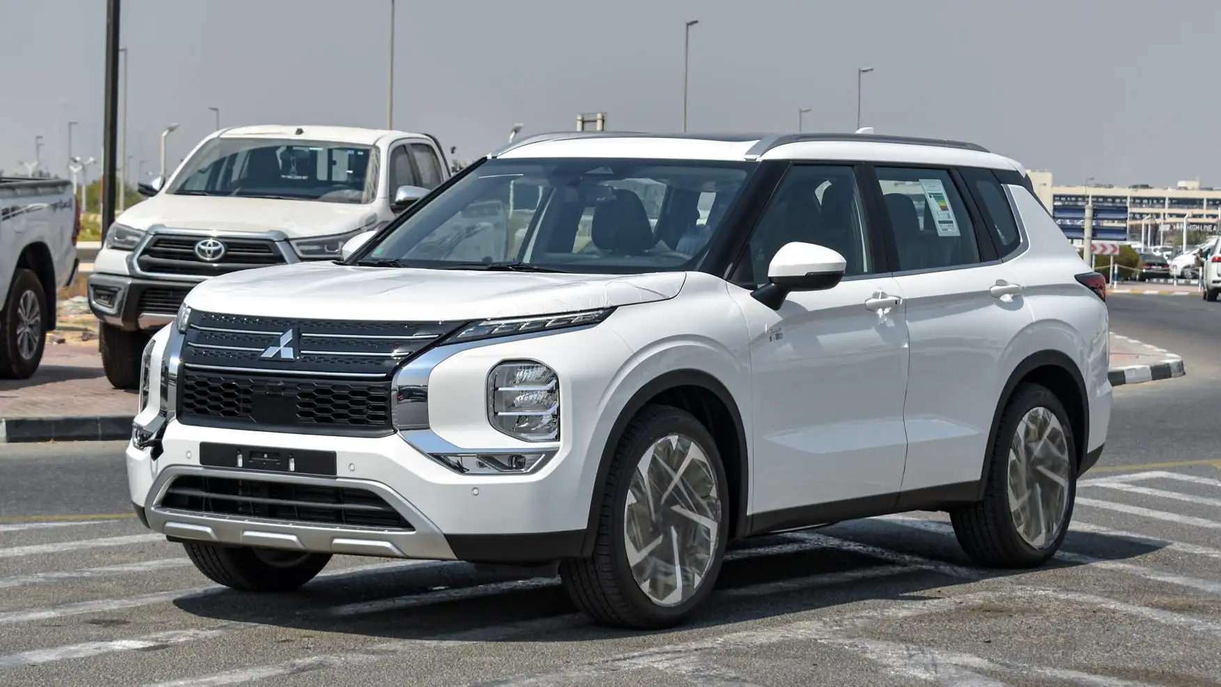 Mitsubishi Outlander 2025 2.5L