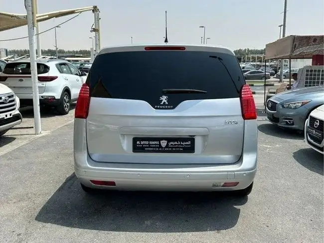 بيجو 5008 2016 1.6L
