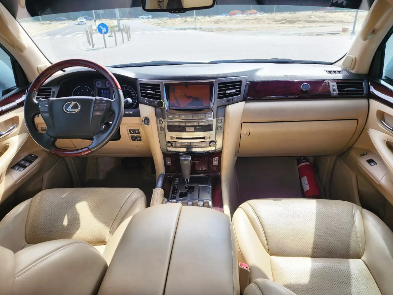 Lexus LX 2010 undefinedL