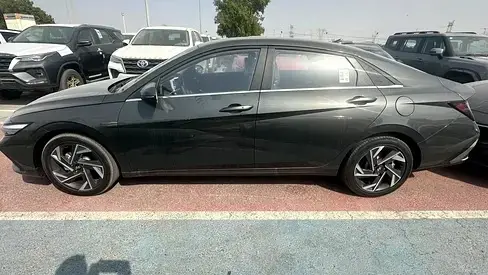 Hyundai Elantra 2025 1.5L