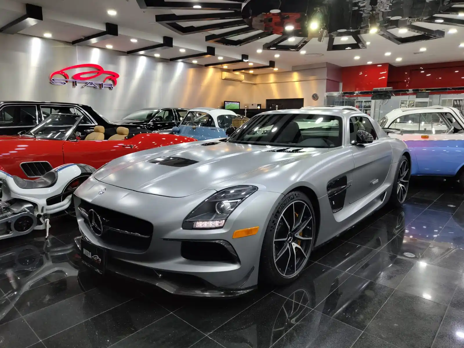 Mercedes Benz SLS Class 2014