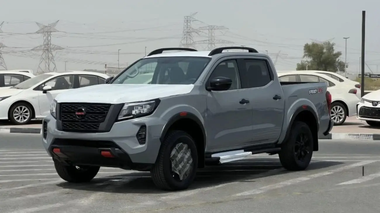 نيسان نافارا 2024 2.5L