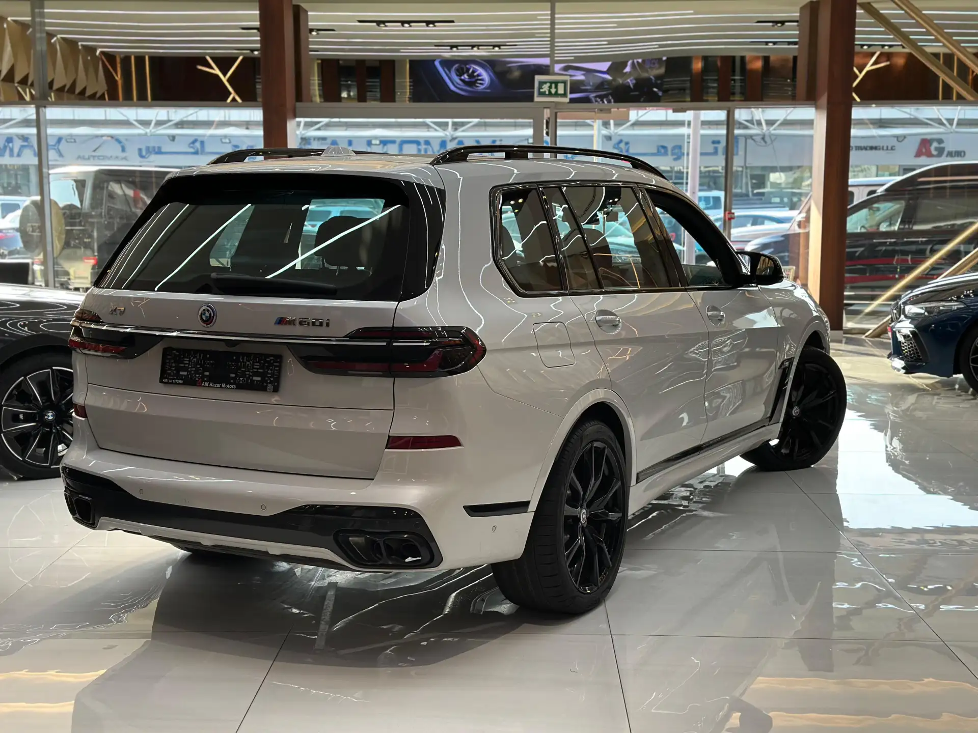 BMW X7 M60i 2023 4.4L