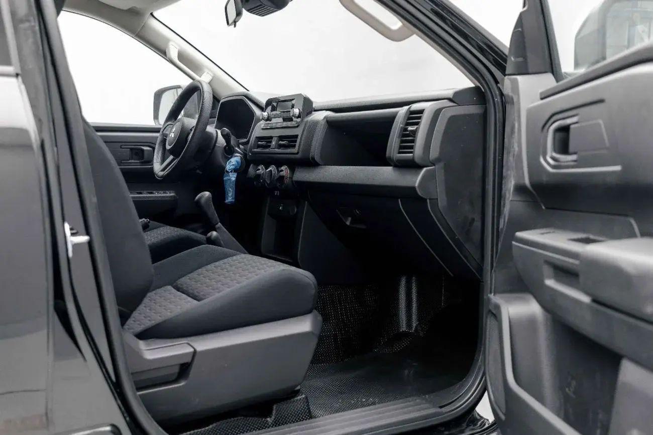 ميتسوبيشي L200 2025 2.4L