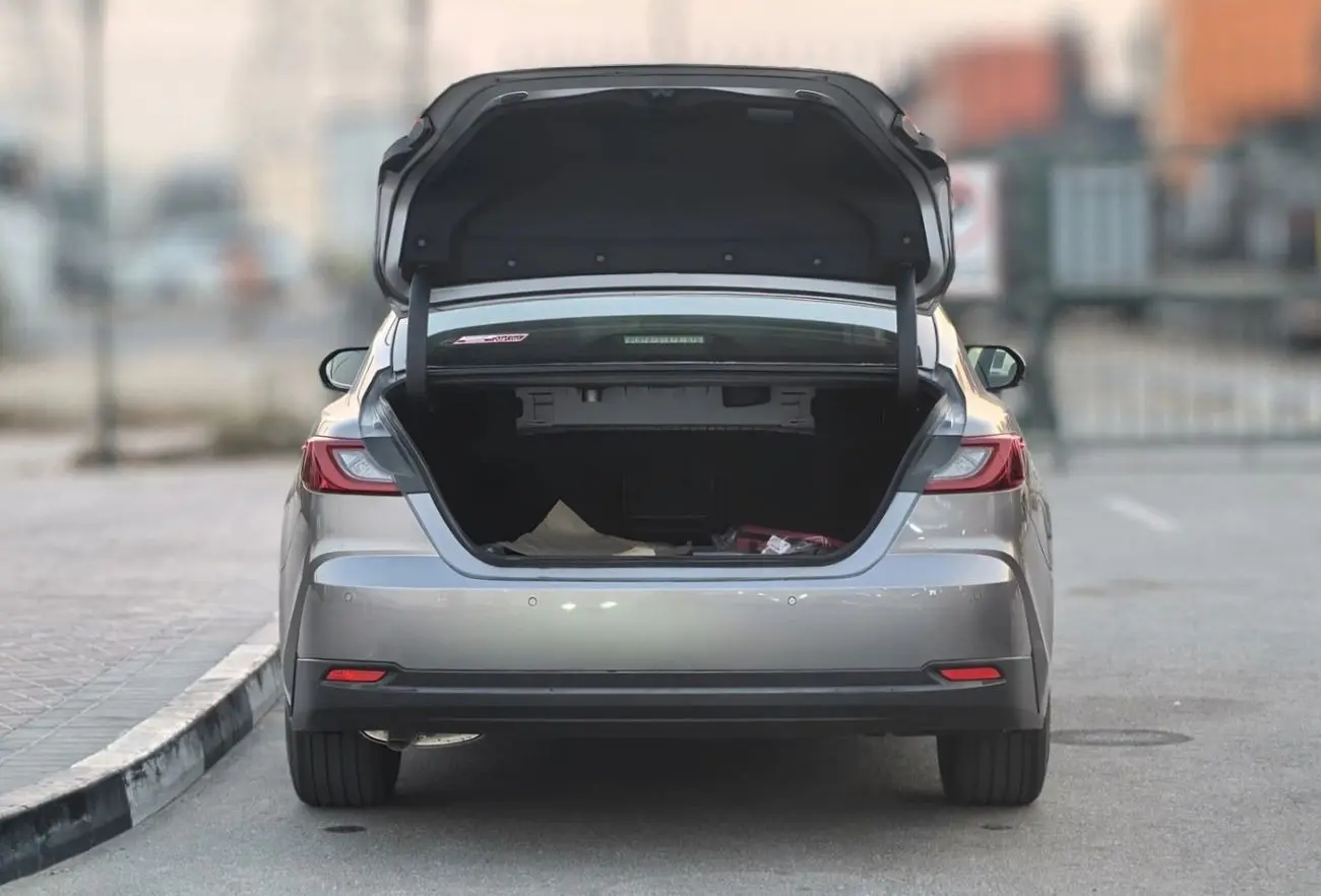 تويوتا كامري 2025 2.5L