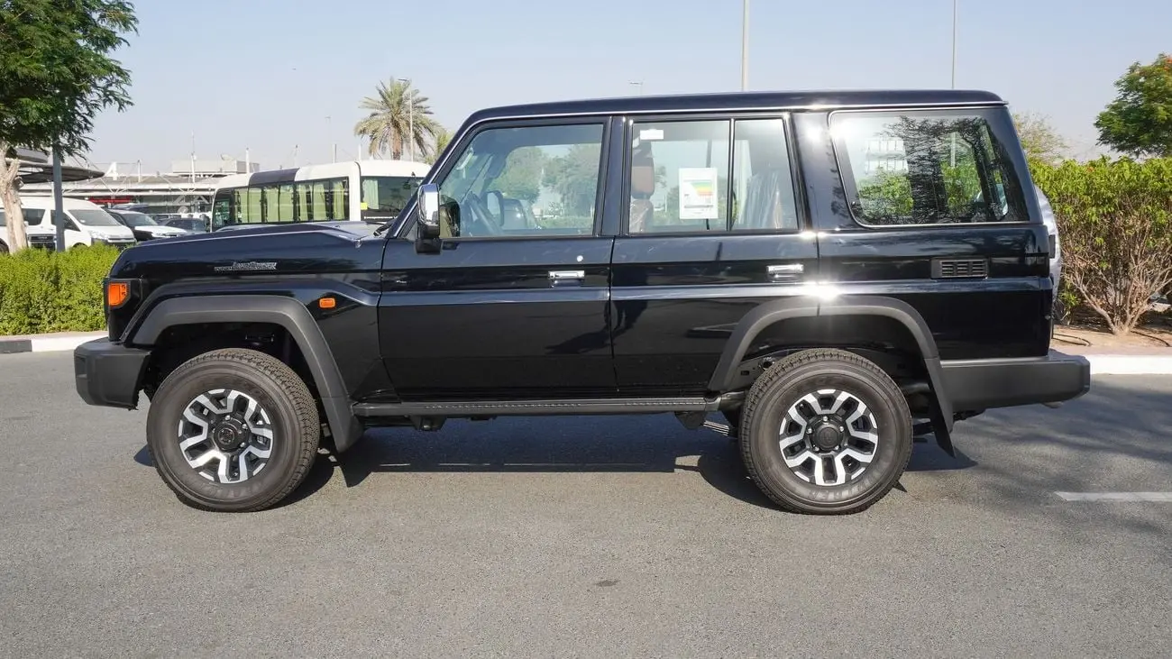 Toyota Land Cruiser 70 2025 4L
