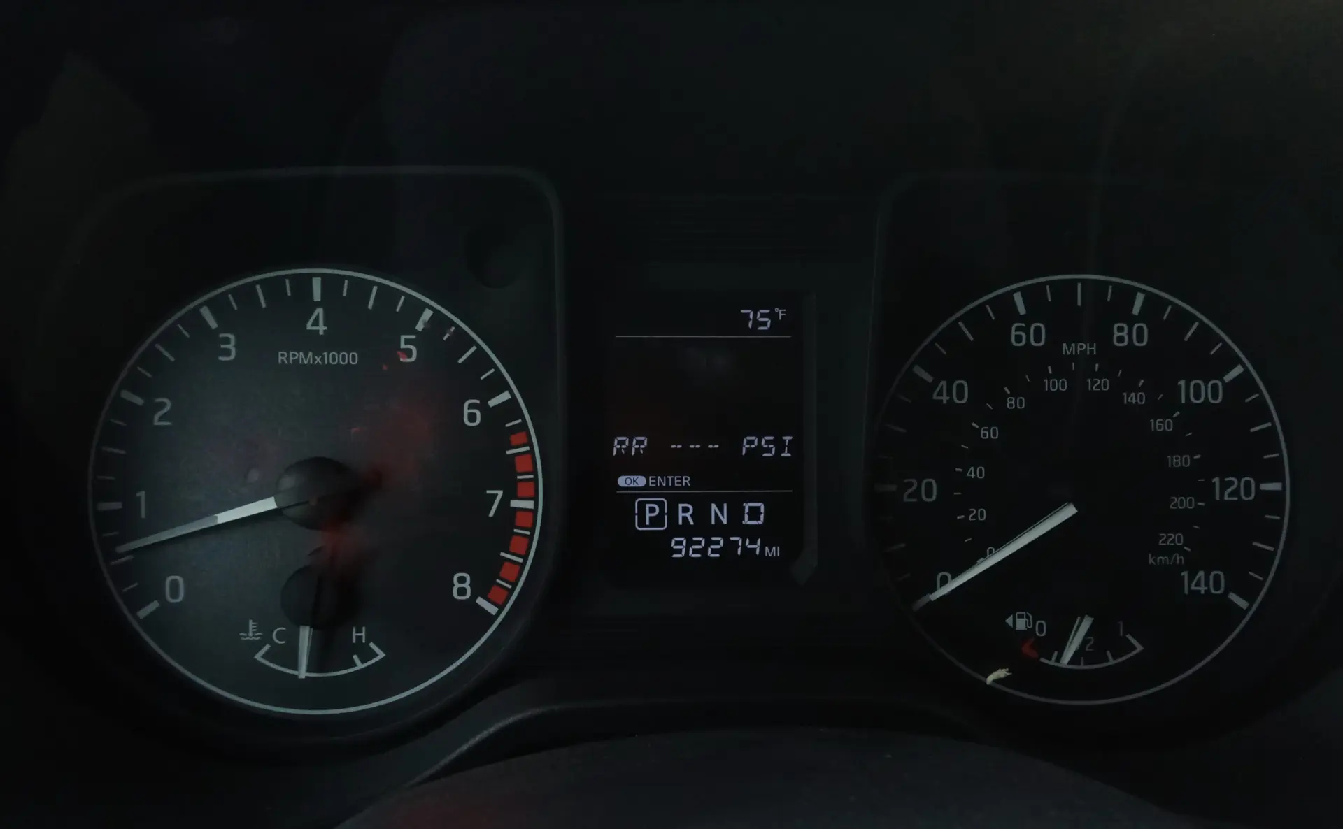 Nissan Titan 2017 5552L