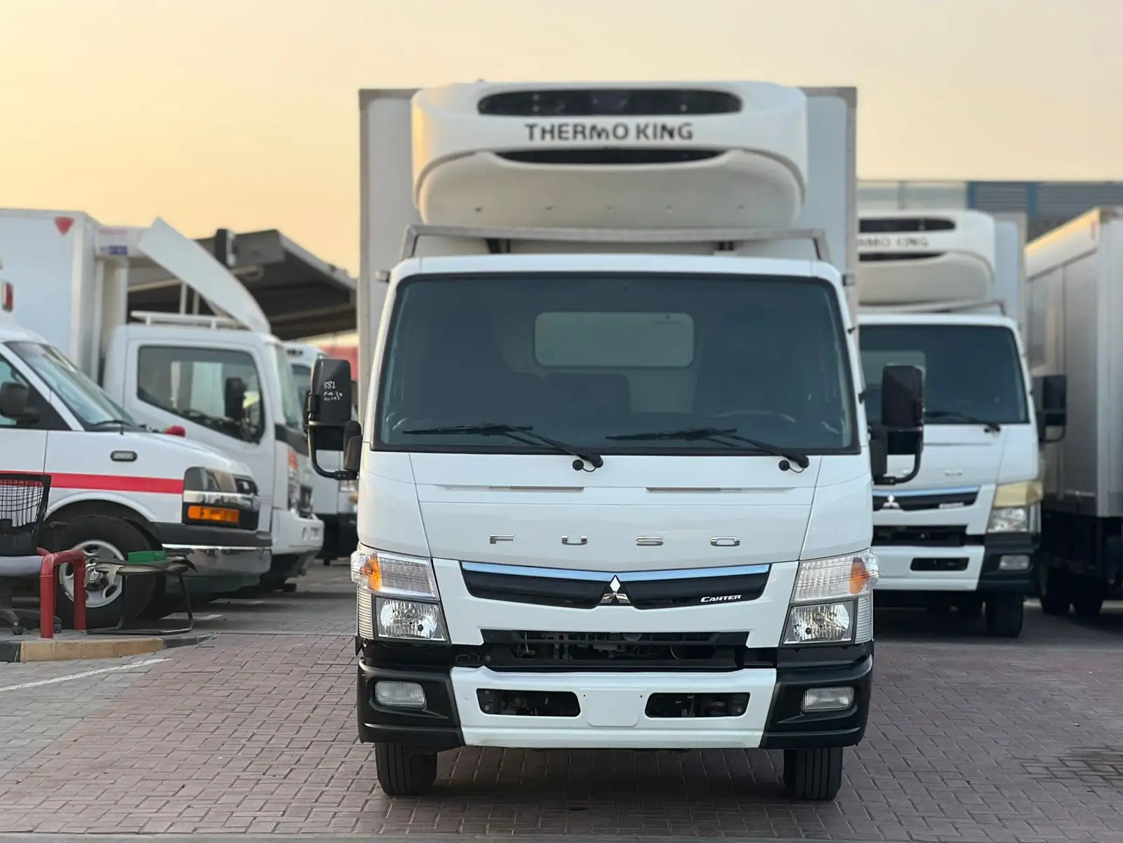 Mitsubishi Canter 2020