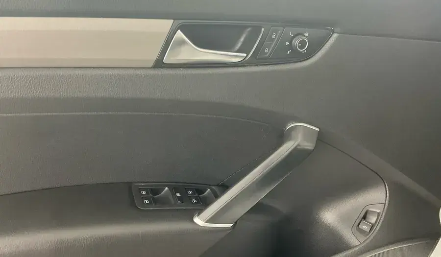 Volkswagen Passat 2020 2.5L