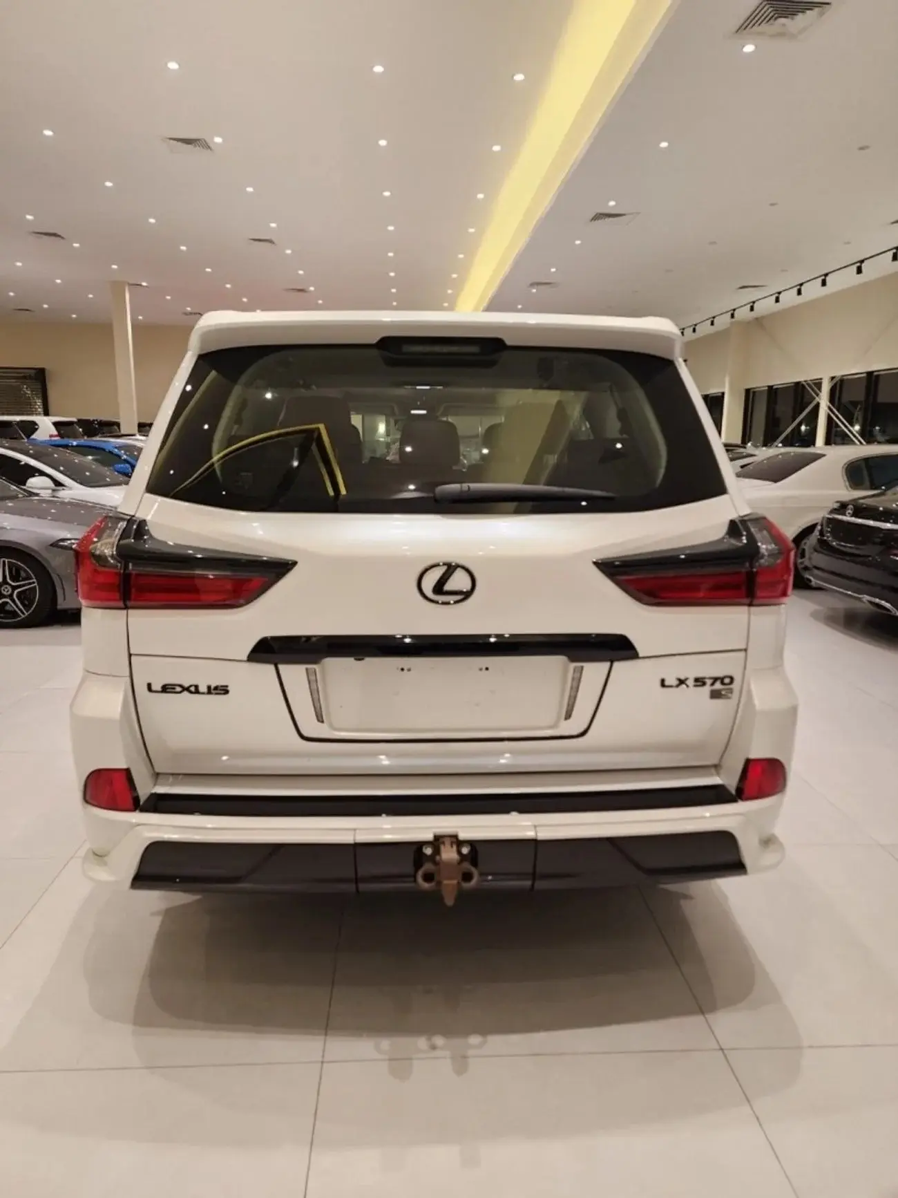 لكزس LX 2018 5.7L