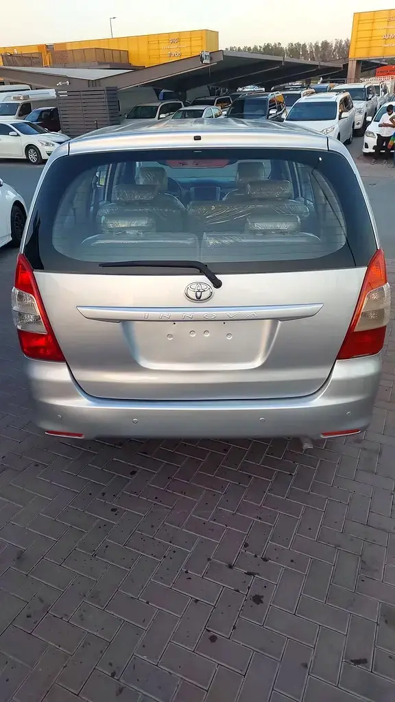 تويوتا اينوفا 2014