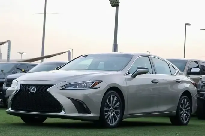 Lexus ES 2021 2.5L