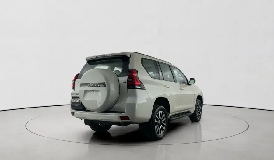 Toyota Land Cruiser 2023 4L