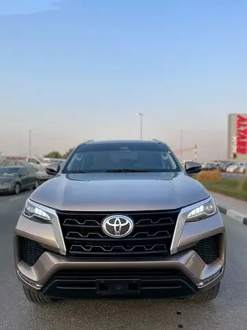 Toyota Fortuner 2022