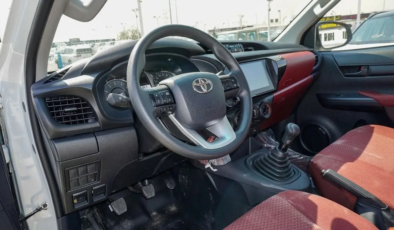 تويوتا هيلوكس 2025 2.7L