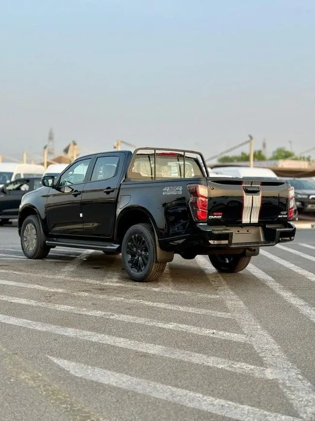 Isuzu DMax 2025 3L