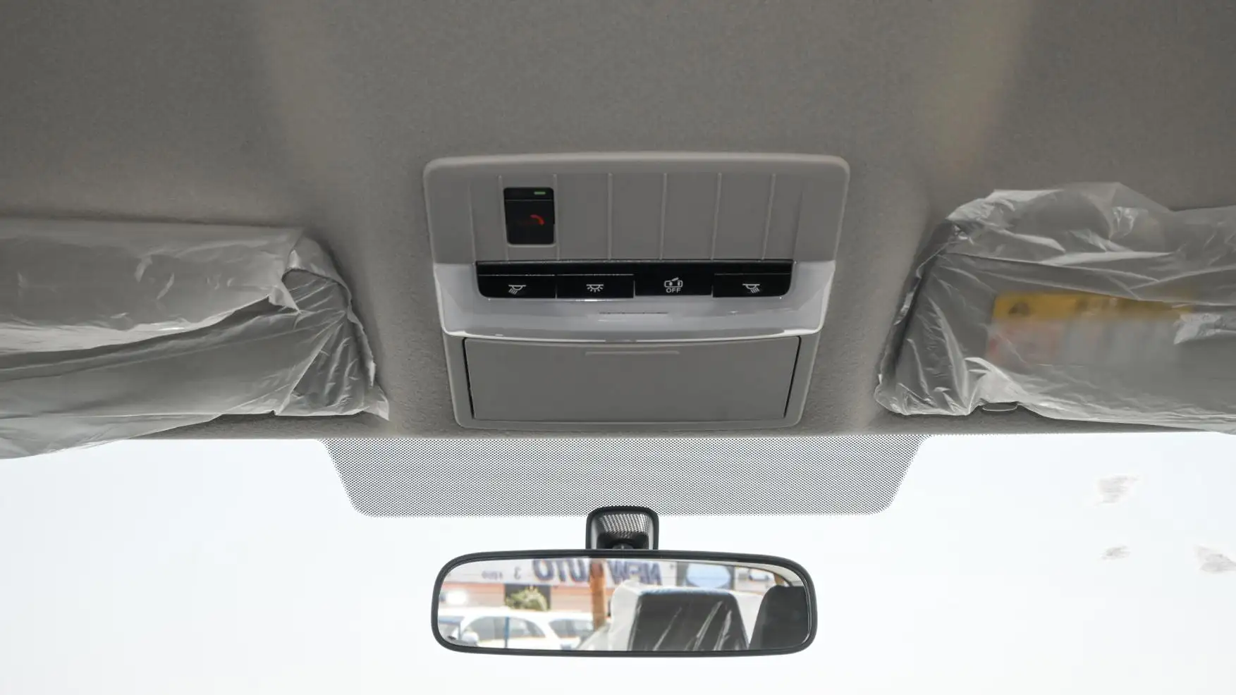 ميتسوبيشي L200 2025