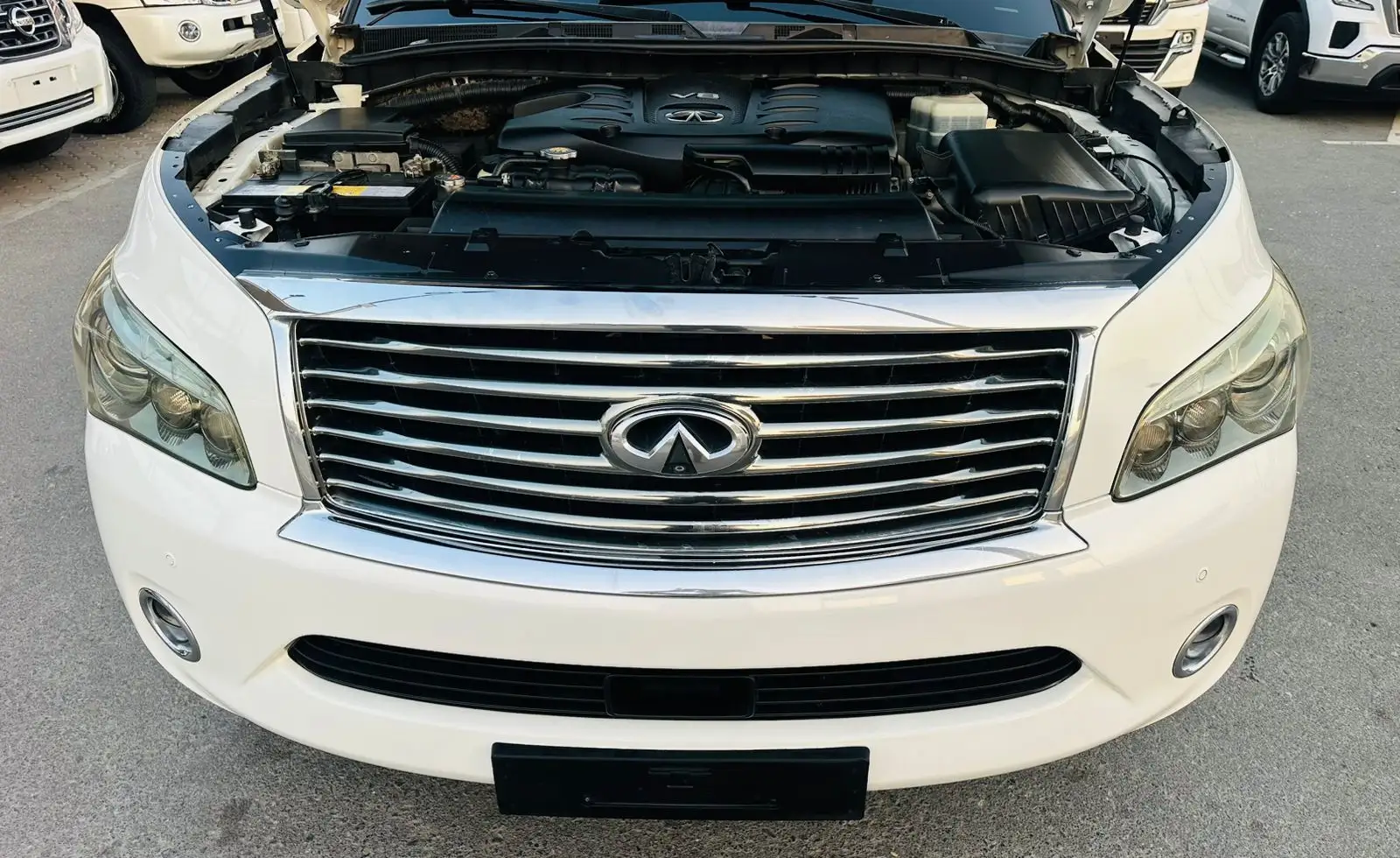 انفينيتي QX56 2011
