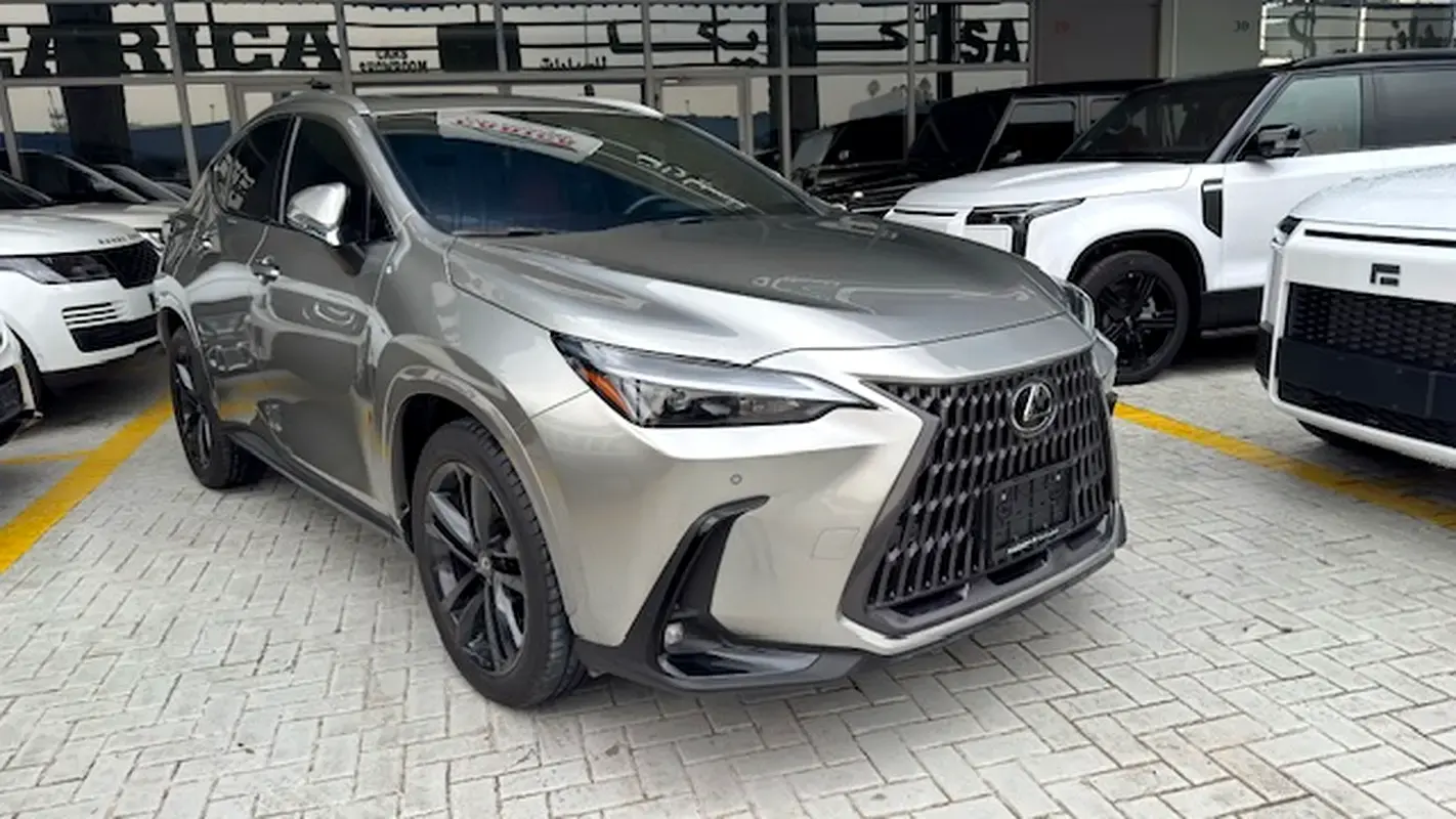 Lexus NX 2025