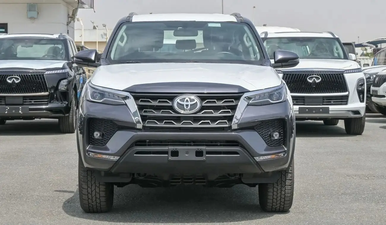 تويوتا فورتونر 2024 2.4L