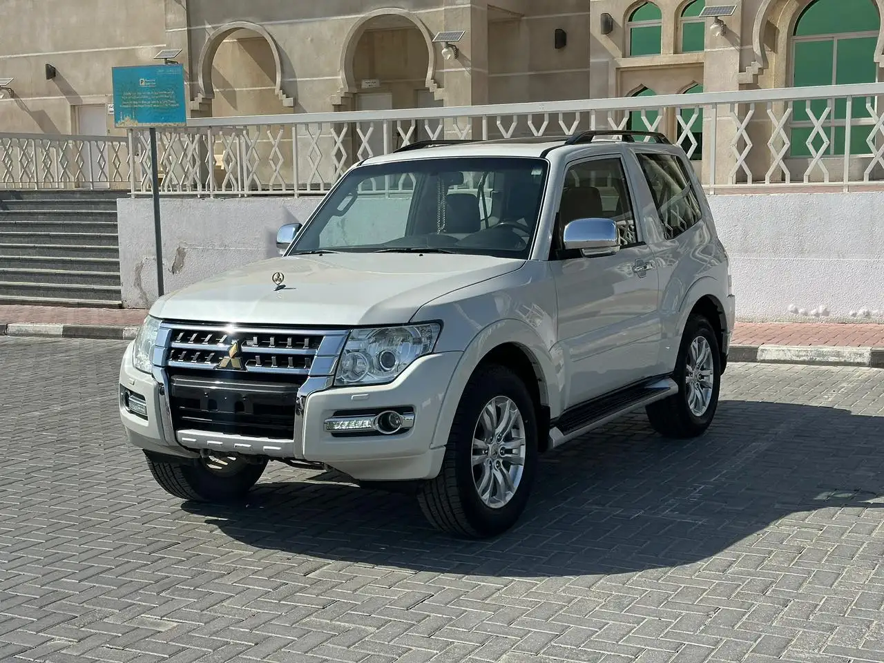 ميتسوبيشي باجيرو ميني 2018 3.8L