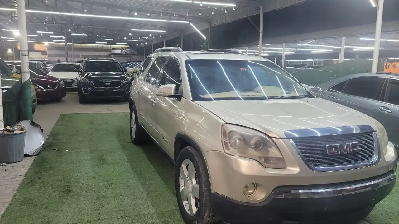 جي أم سي أكاديا 2008