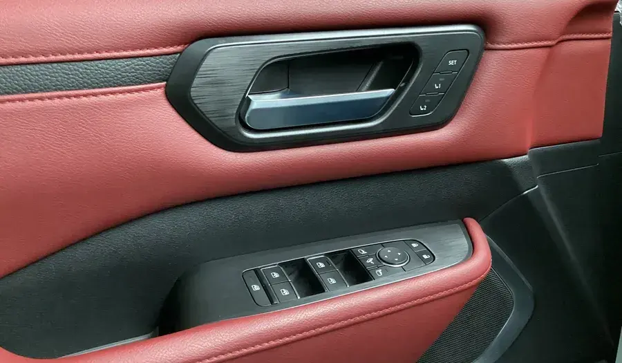 Nissan Patrol 2025 5.6L