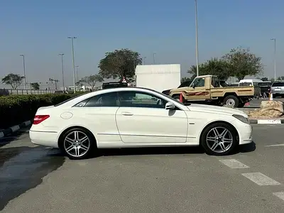 مرسيدس بنز E Class 2011 2L