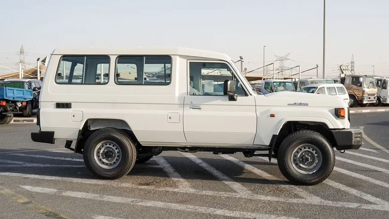 Toyota Land Cruiser 70 2025 4L