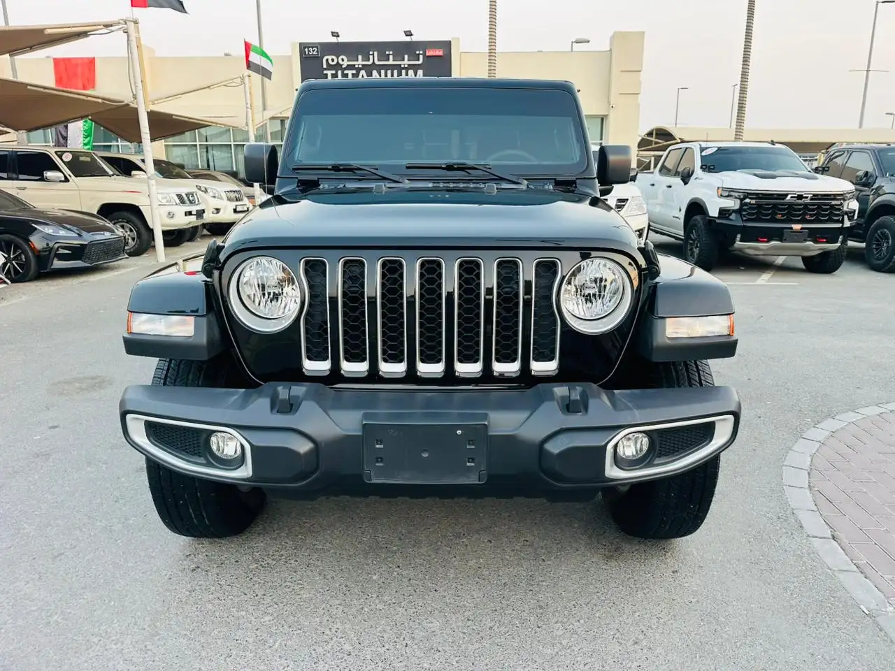 جيب جلادياتور 2023