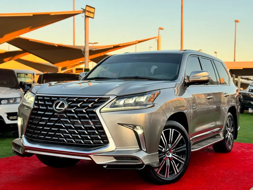 لكزس LX 2021