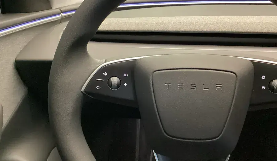 Tesla Model 3 2025 undefinedL