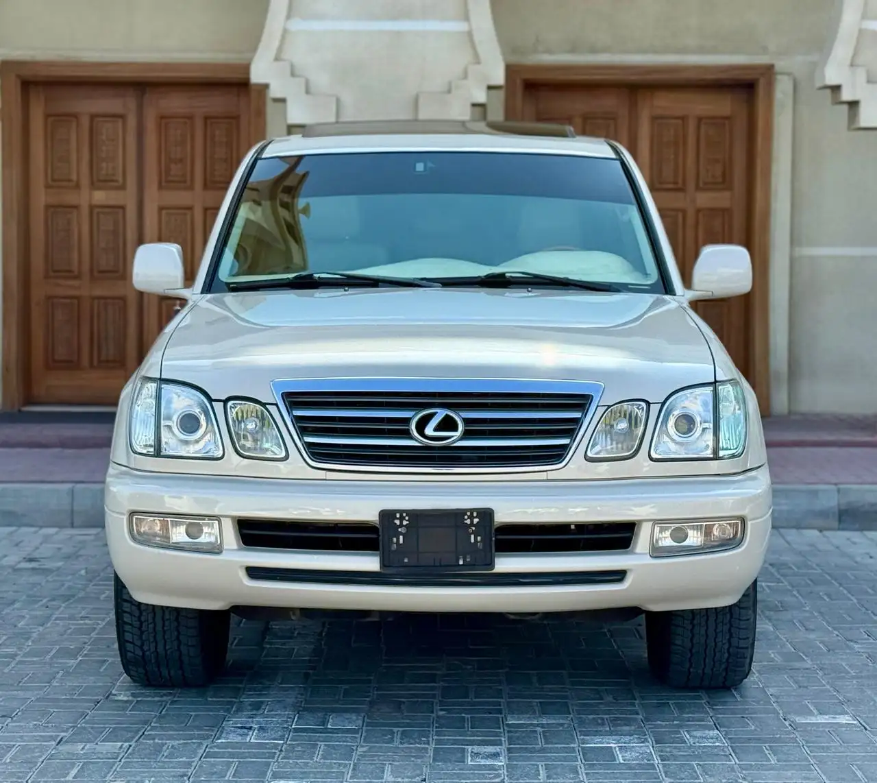 لكزس LX 2003