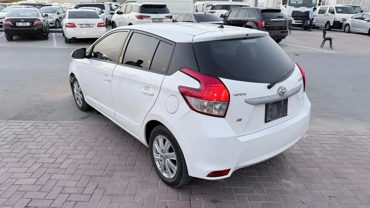 تويوتا يارس 2015 1.5L