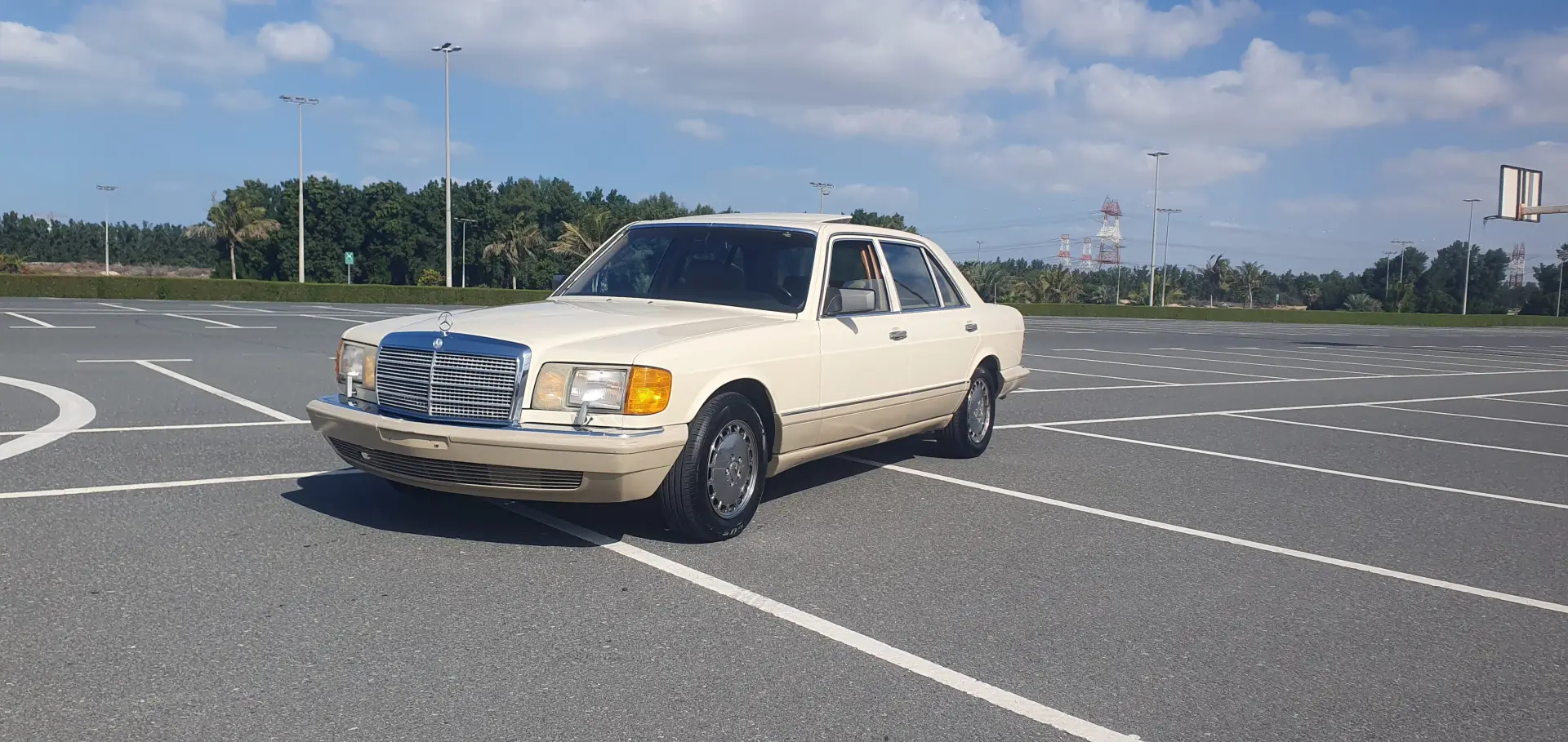 مرسيدس بنز S Class AMG 1990 4.2L