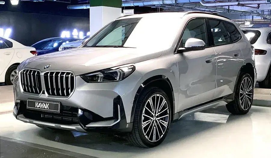 بي أم دبليو X1 2025