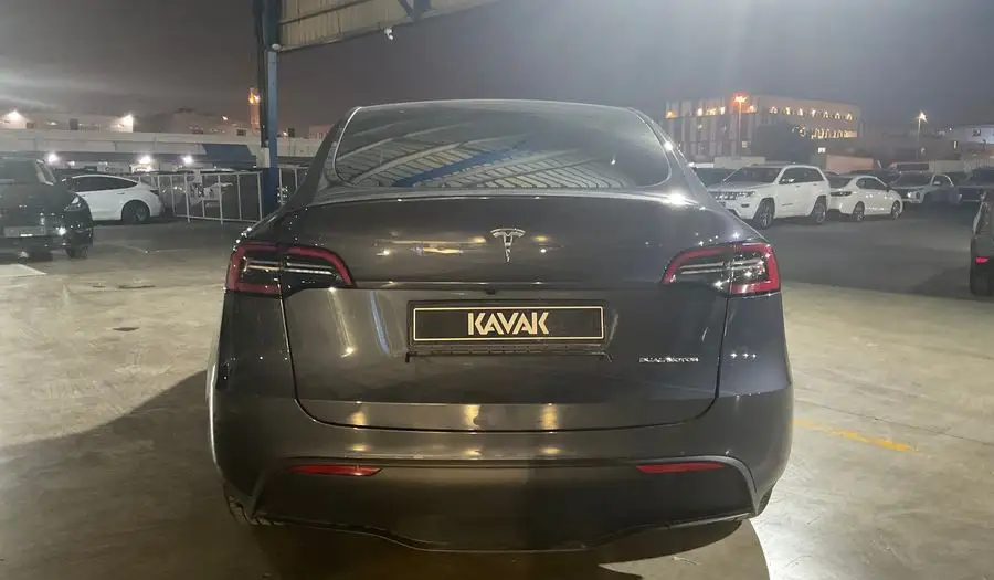 تسلا موديل Y 2023