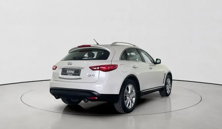 انفينيتي QX70 2018 3.7L