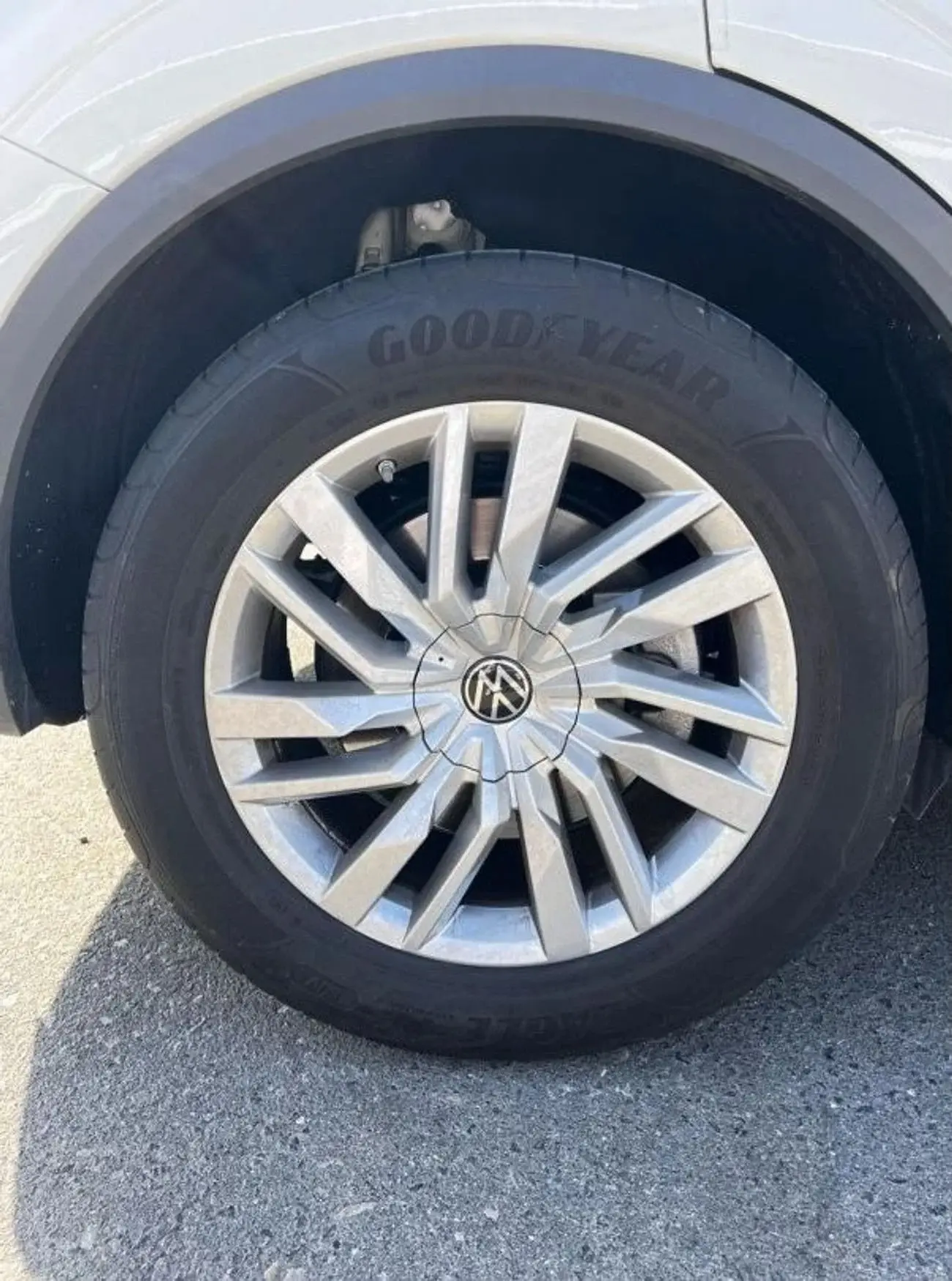 فولكس واجن طوارق 2021 3L