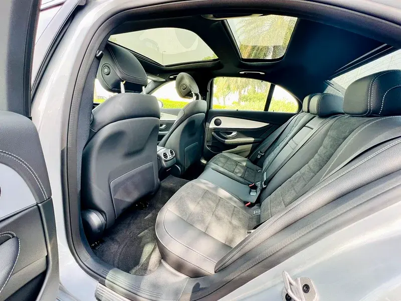 مرسيدس بنز E Class 2023 2L