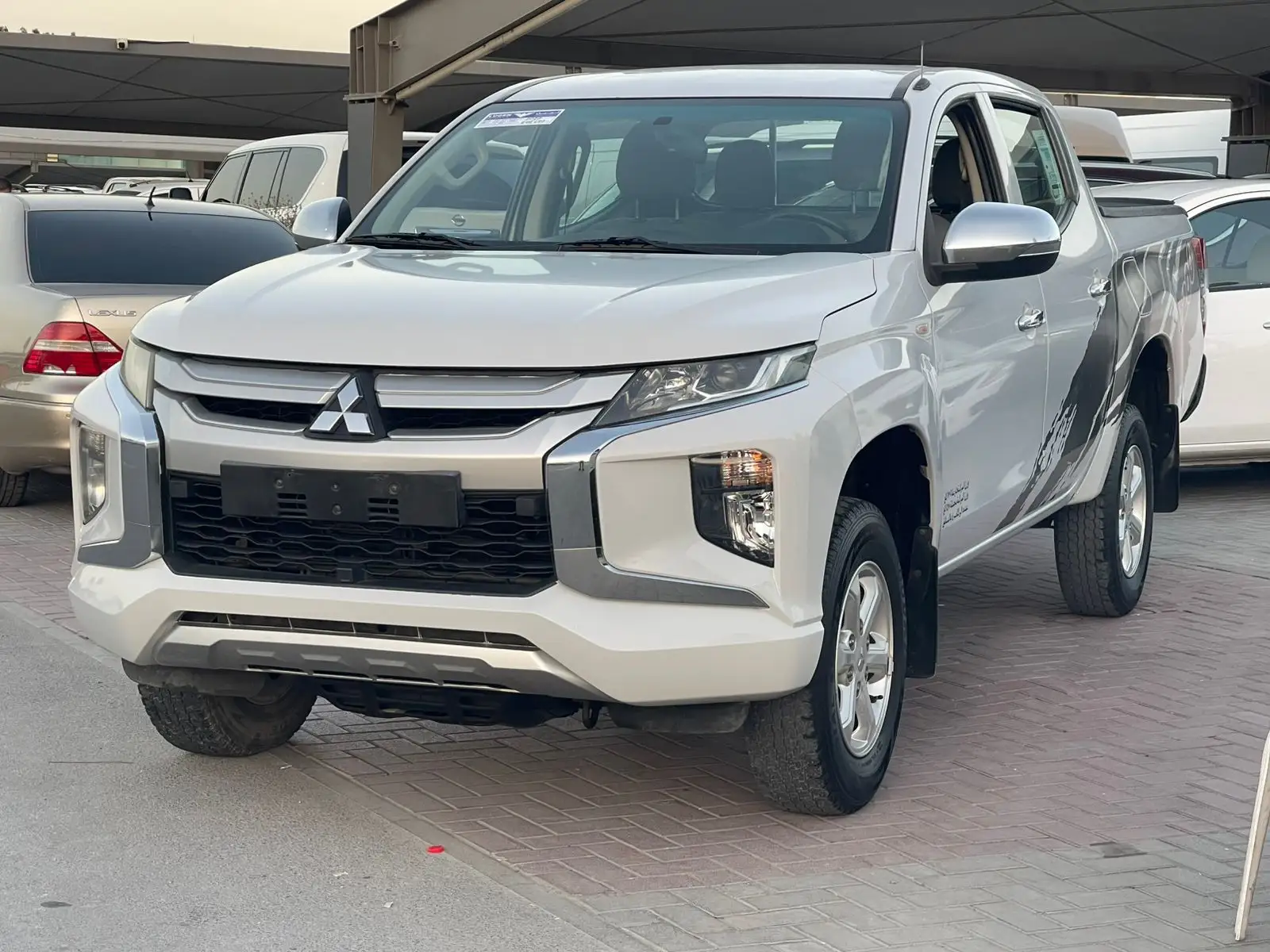Mitsubishi L200 2019 2.4L